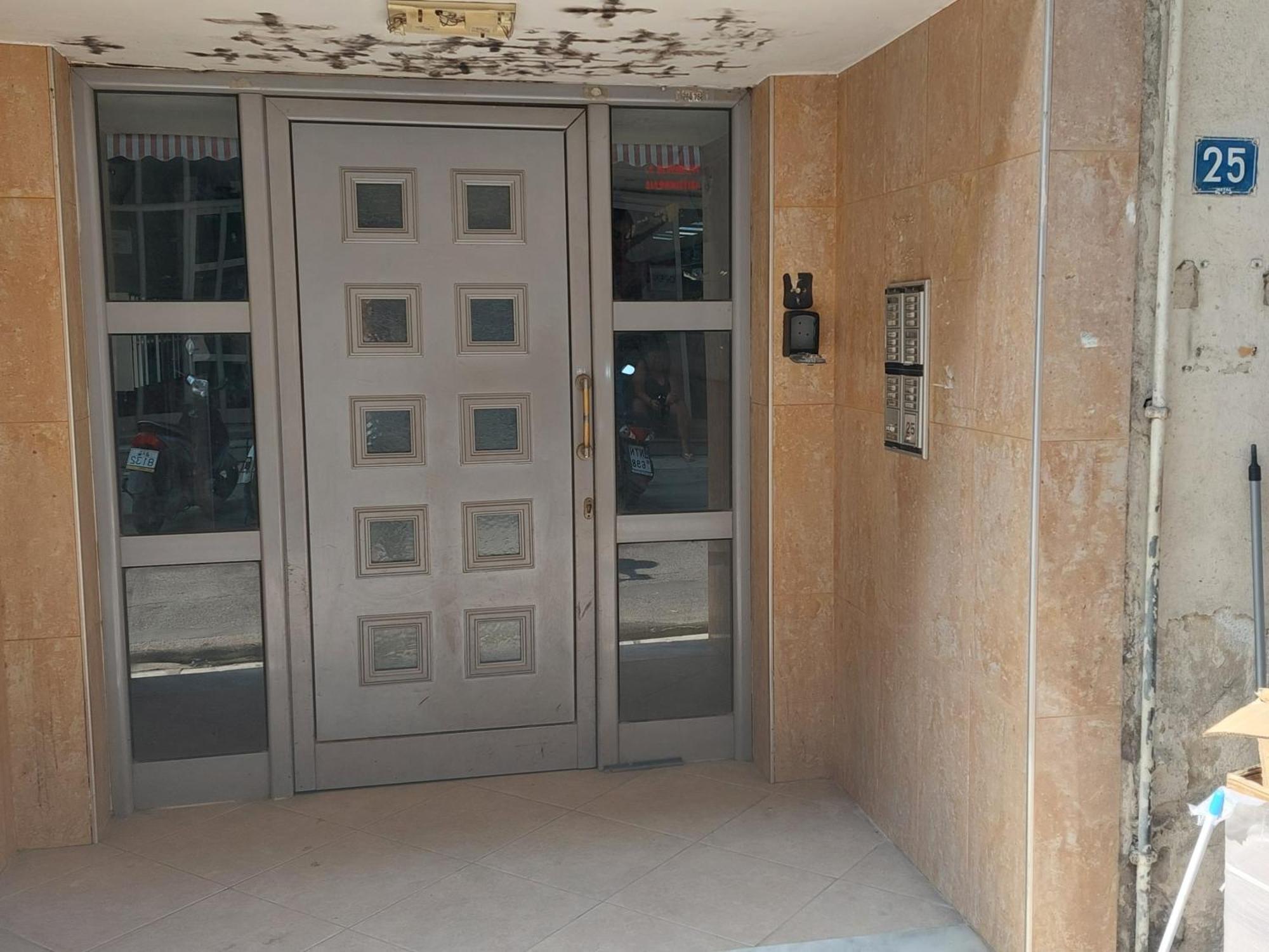 Small Studio Center 1 Солун Екстериор снимка