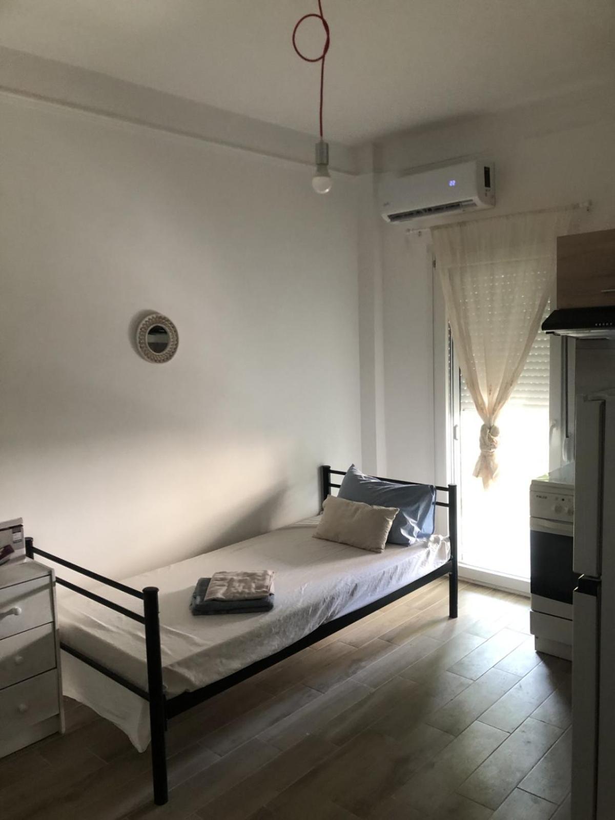 Small Studio Center 1 Солун Екстериор снимка